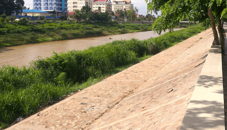 Sangkae River