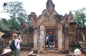 Guide to Visiting Banteay Srei Temple